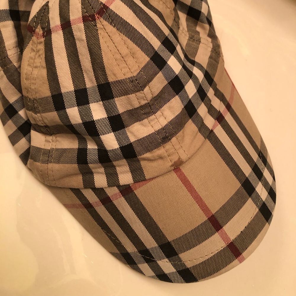 Authentic Vintage Burberry Nova Check hat